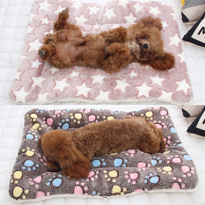 Fashion 1PC Soft Flannel Pet Mat dog Bed Winter Thicken Warm Cat Dog Blanket puppy Sleeping Cover Towel cushion