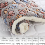 Fashion 1PC Soft Flannel Pet Mat dog Bed Winter Thicken Warm Cat Dog Blanket puppy Sleeping Cover Towel cushion