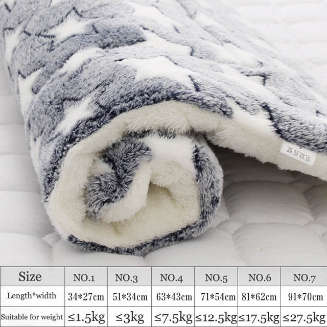 Fashion 1PC Soft Flannel Pet Mat dog Bed Winter Thicken Warm Cat Dog Blanket puppy Sleeping Cover Towel cushion